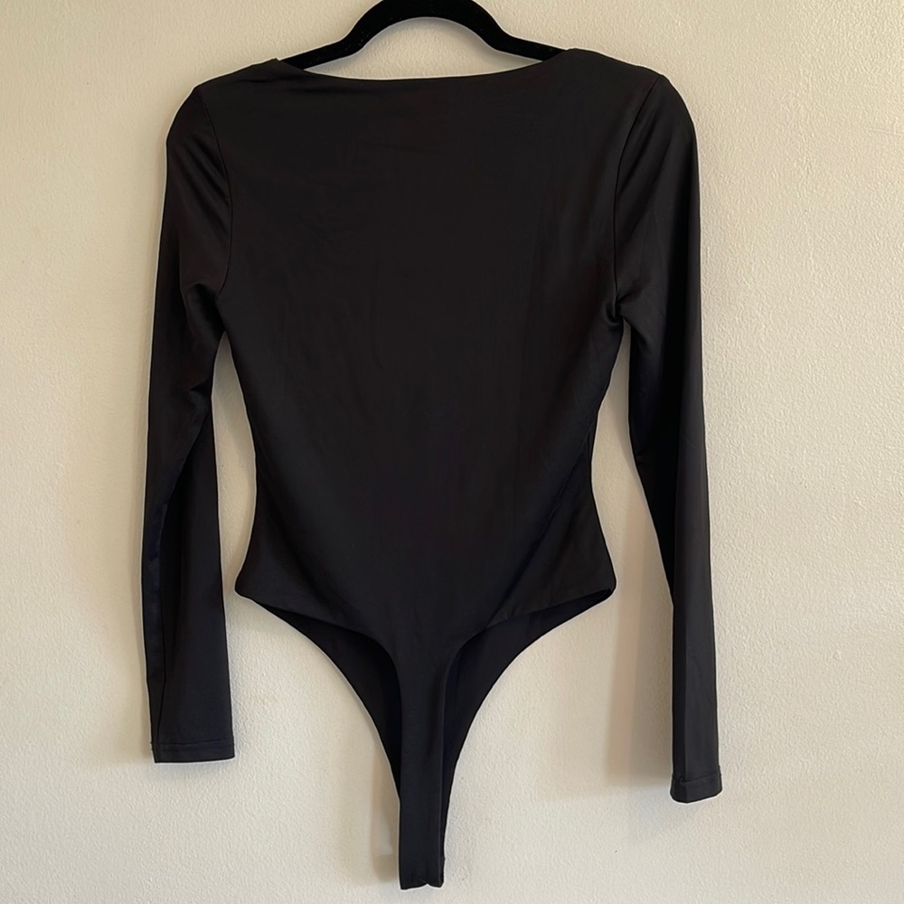 HELLO MOLLY | Black Square Neck Bodysuit | Size US 6 - Picture 8 of 8